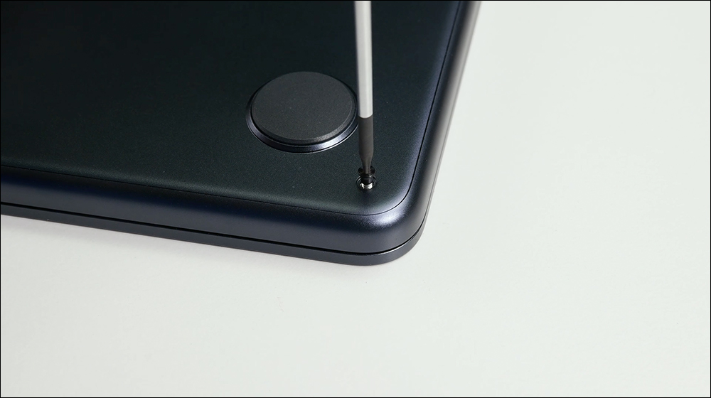 iFixit 拆解 M3 MacBook Air，揭示内部 1 关键变化令读写效能大幅提升 - 掘金咖