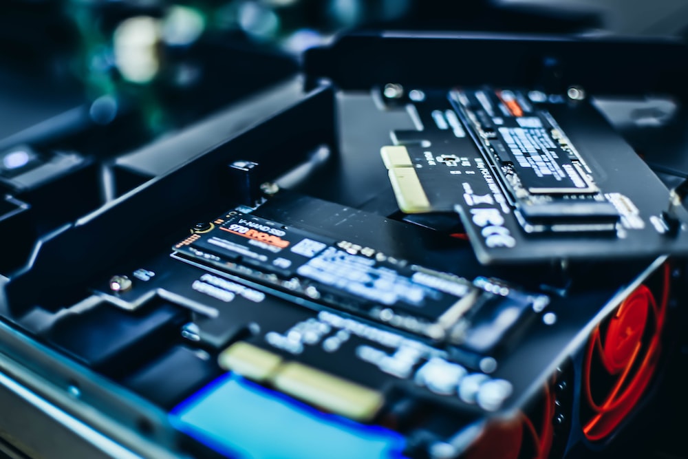 游戏玩家别浪费钱在PCIe 5.0 SSD上，PCIe 4.0就很够了 -掘金咖