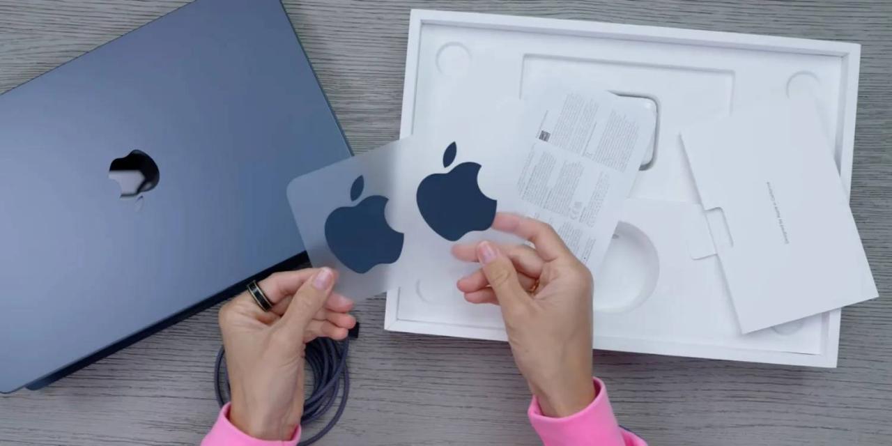 iPhone 包装 Apple LOGO 贴纸 取消