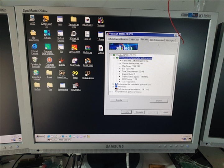 DIY达人花了两年时间自己打造 3dfx Voodoo 显卡，连DVI 以及HDMI输出都没问题