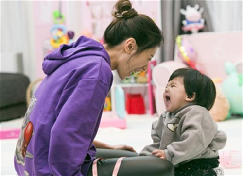 宝妈在家带孩子如何赚钱（分享三个靠谱的宝妈手机兼职赚钱软件） 第1张