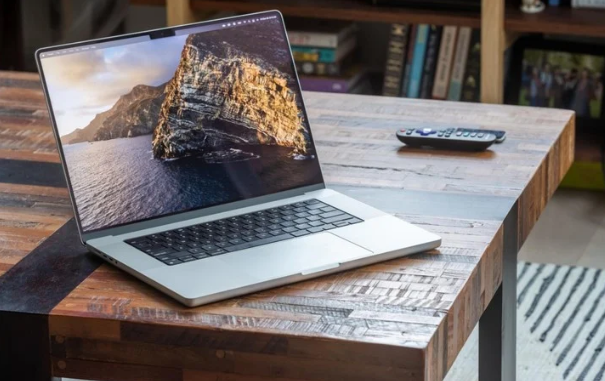 如果有更多的扩充接孔，iPad Pro 应该会变得更加Pro 第2张