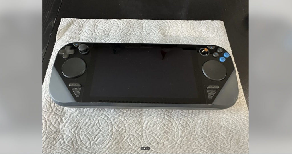 <a href="https://www.4gamers.com.tw/news/detail/71214/steam-deck-prototye-on-ebay">Steam Deck工程原型机现身eBay</a>
