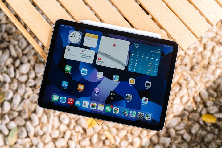 2022 iPad Air 5 开箱评测：与 M1 晶片 Mac 平起平坐的 第2张