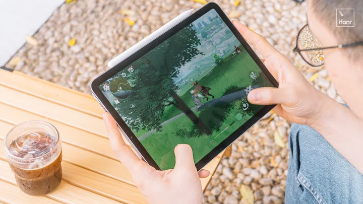 2022 iPad Air 5 开箱评测：与 M1 晶片 Mac 平起平坐的 第11张