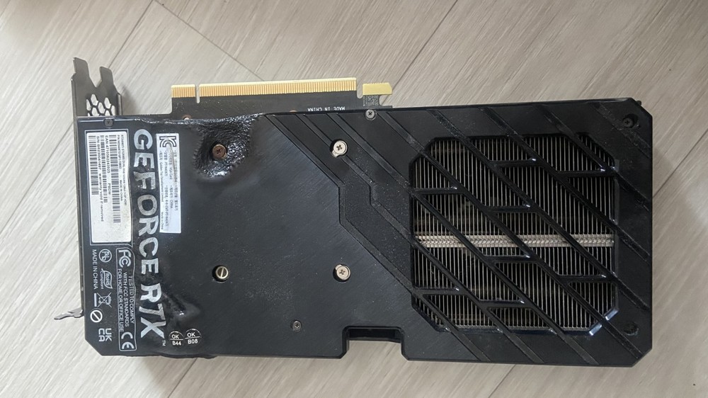 这就是为什么电源供应器质量很重要！ 国外用户使用劣质品，似乎导致RTX 4060 Ti显卡烧毁严重、PCIe插槽等也都烧了-掘金咖
