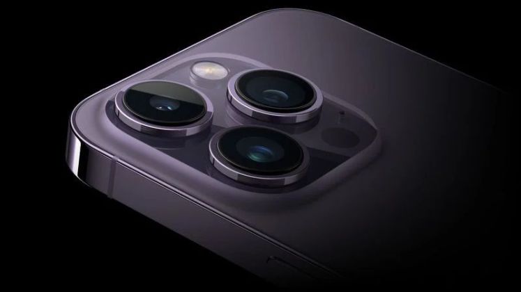 iPhone 15 可能採用帶弧形後緣的鈦合金外殼 1 iPhone 14 Pro Rear Camera