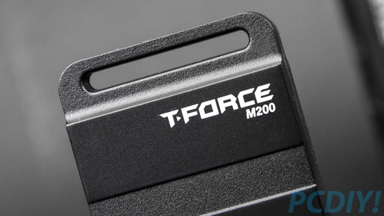 十铨T-FORCE M200 Portable SSD 2TB实测开箱，军规武装风格2，000 MB/s极速外接固态硬驱！-第9张图片-苹果试玩