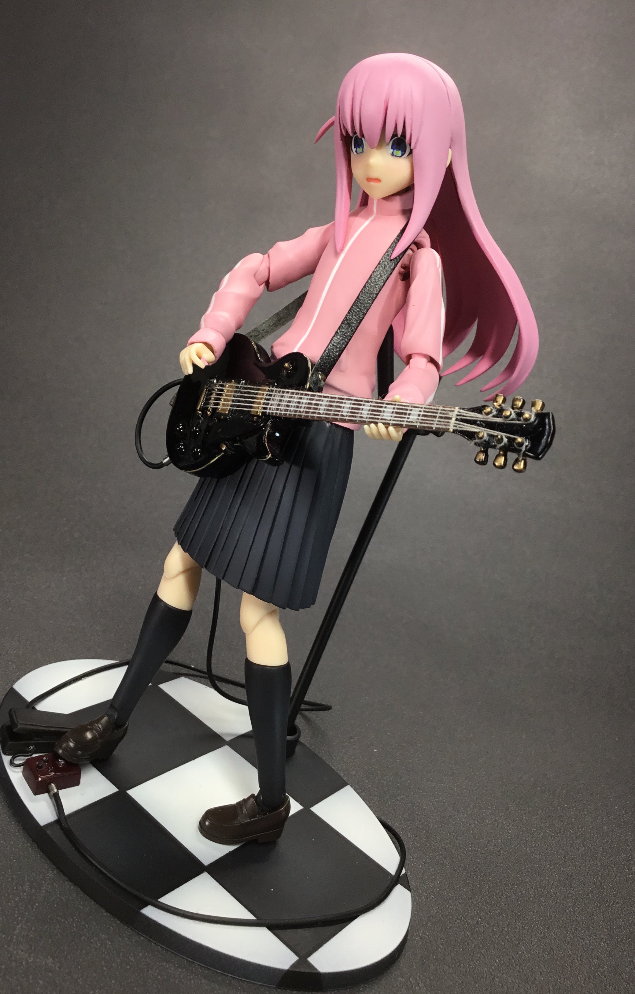 （图源：社交平台/@10fu83）