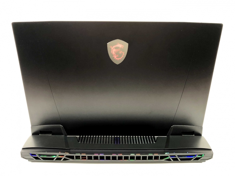 MSI TITAN GT77 12UHS-012TW实测开箱，史上最强完全制霸游戏战场17.3吋电竞笔电！-第53张图片-苹果试玩