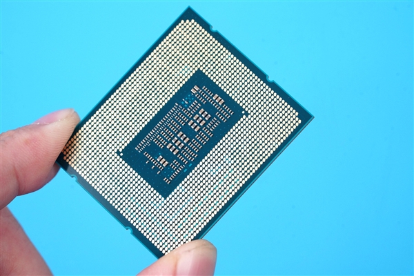 Intel 12/13代Core处理器被迫长寿：下一代2024年才有！-第3张图片-苹果试玩