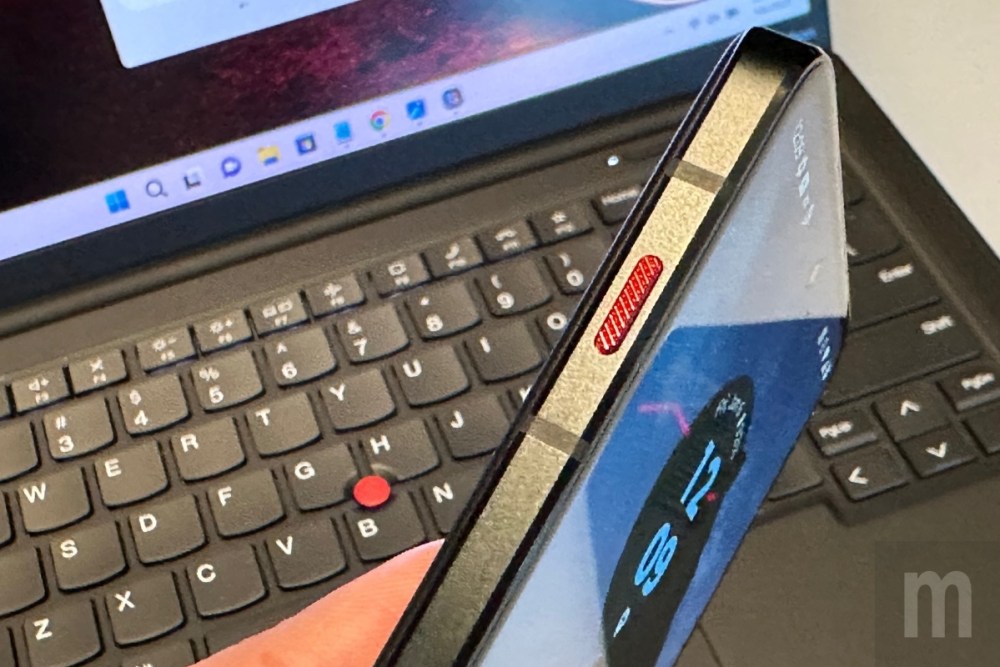 聯想以ThinkPad筆電為發想,讓手機、筆電能有更高整合連動效益的ThinkPhone簡單玩 -