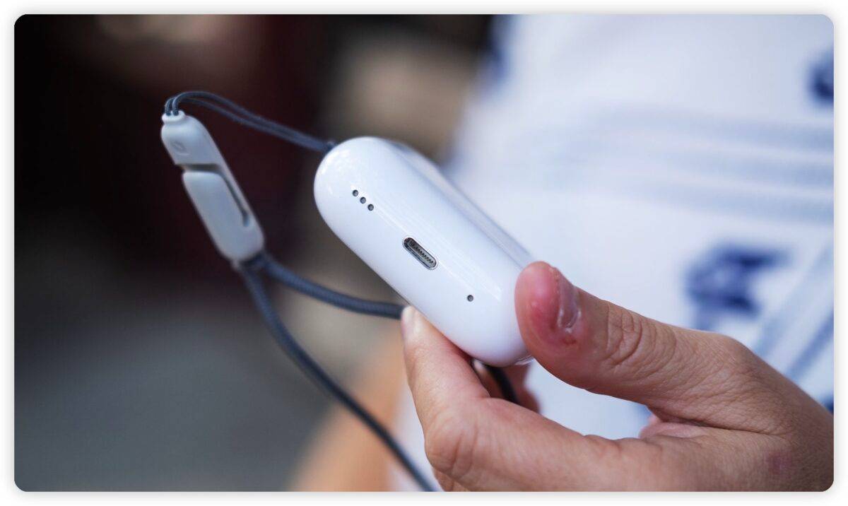 iPhone 15 iPhone 15 Pro Apple Watch Apple Watch Ultra 2 USB-C